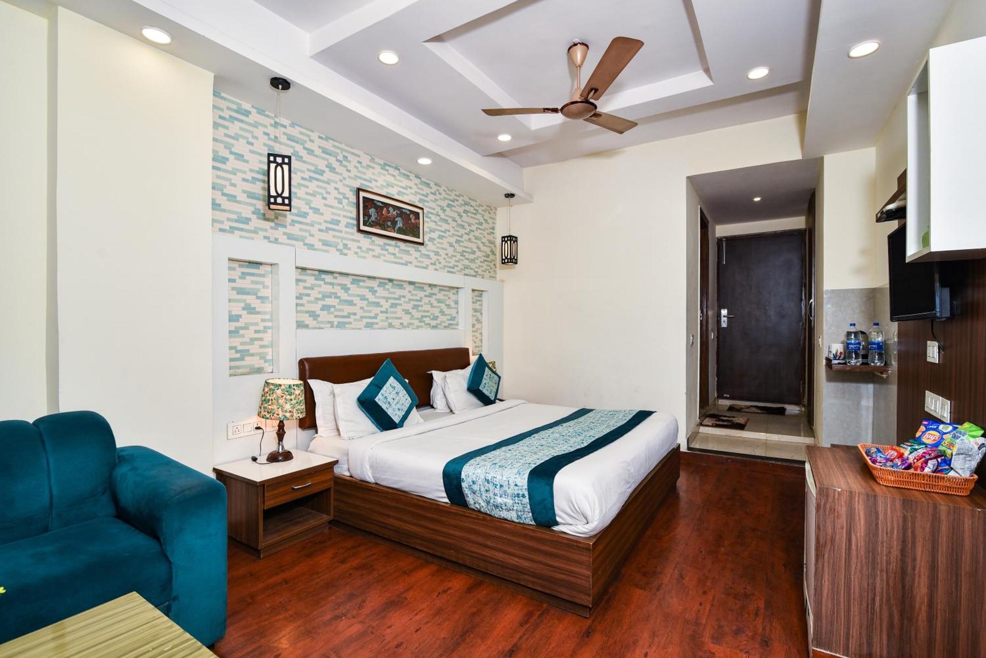 Pinaz Royale Hotel Amritsar Exterior photo
