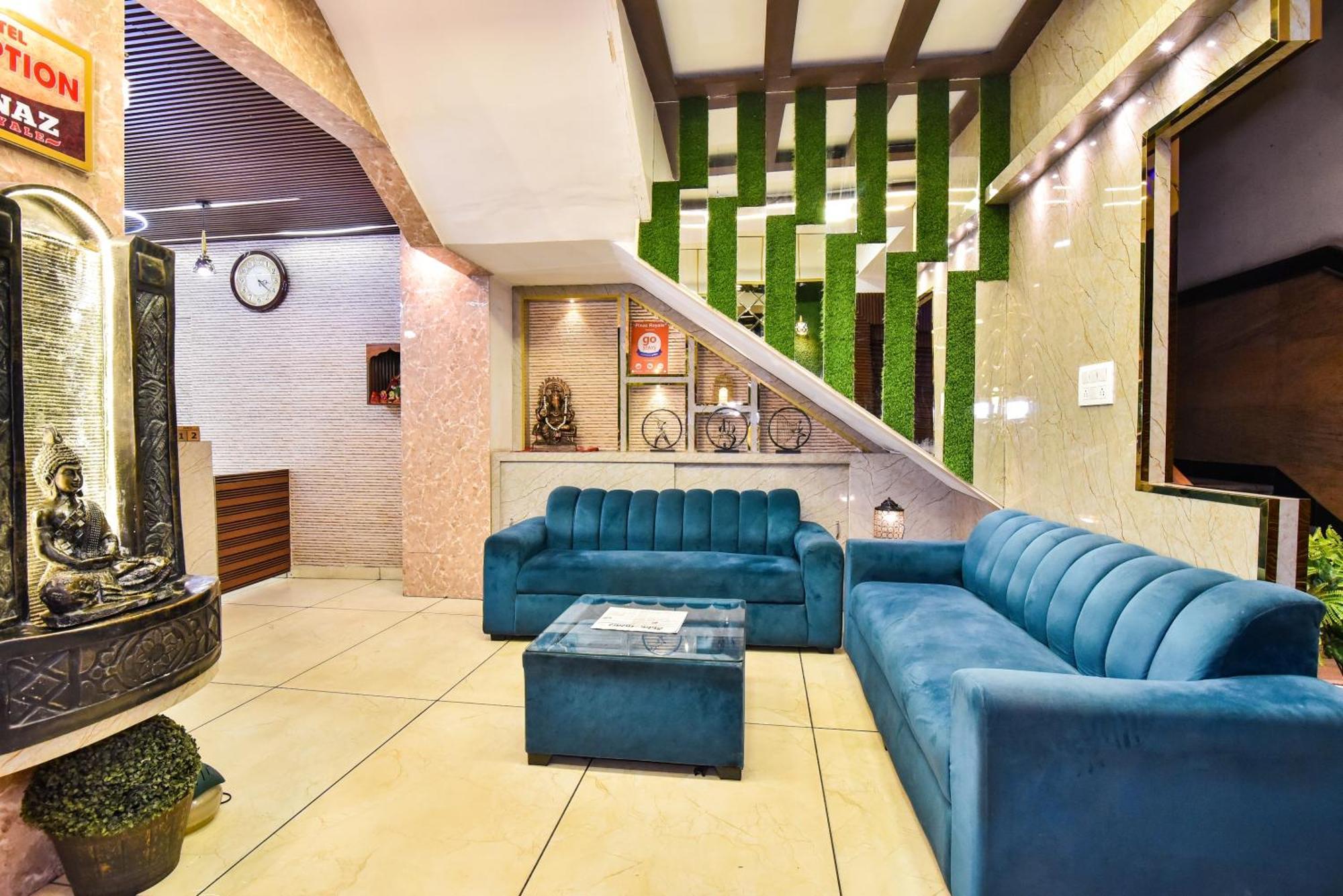 Pinaz Royale Hotel Amritsar Exterior photo